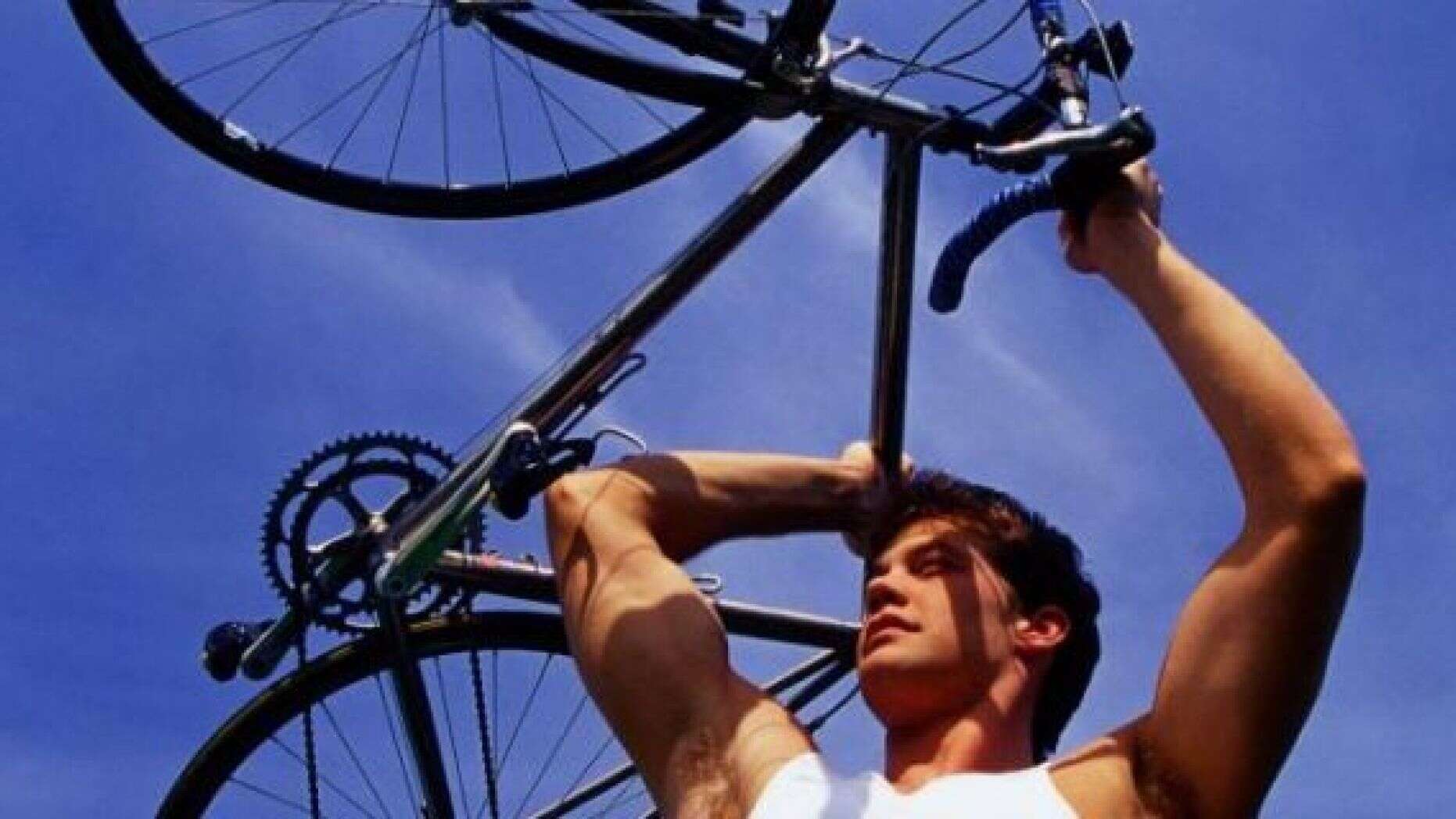 Ποδηλάτες στο γυμναστήριο